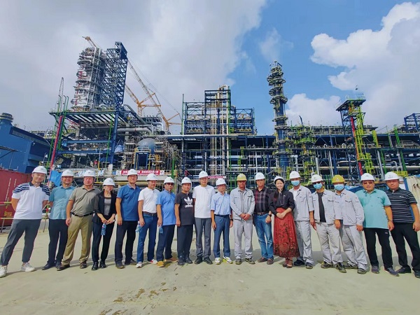 董事长一行走访中国化学工程第七建设有限公司丹格特项目.jpg 董事长一行走访中国化学工程第七建设有限公司丹格特项目.jpg