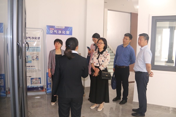 2.观摩窗样板展示区.jpg 2.观摩窗样板展示区.jpg