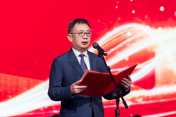 2米兰官方网站_米兰milan(中国)党委书记、荣誉董事长黄道元致辞.jpg 2米兰官方网站_米兰milan(中国)党委书记、荣誉董事长黄道元致辞.jpg