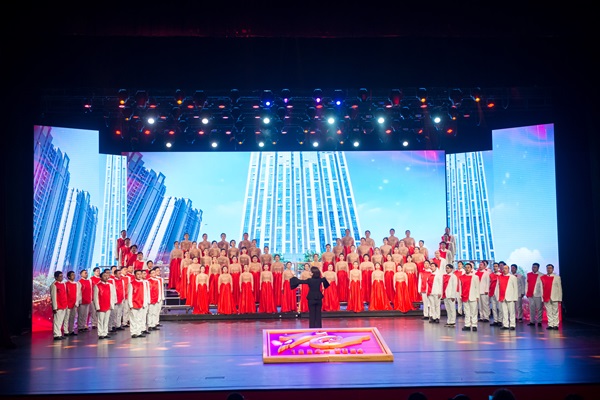 米兰官方网站_米兰milan(中国)机关选送的大合唱《走进新时代》.jpg 米兰官方网站_米兰milan(中国)机关选送的大合唱《走进新时代》.jpg